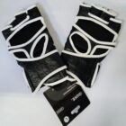 Nordic Duke® MMA-hanskat lyhytsormisina eri kamppailulajeihin.